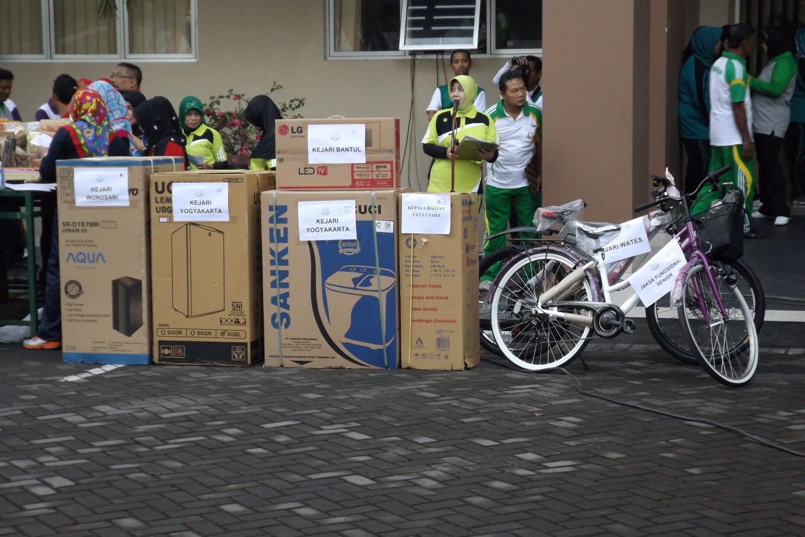 pembukaan por 2015 8